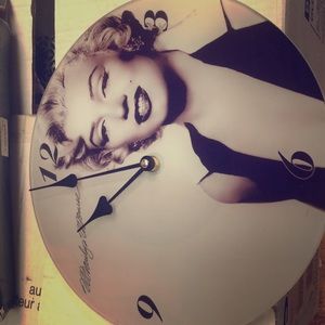 Collectors item - Marilyn Monroe wall clock